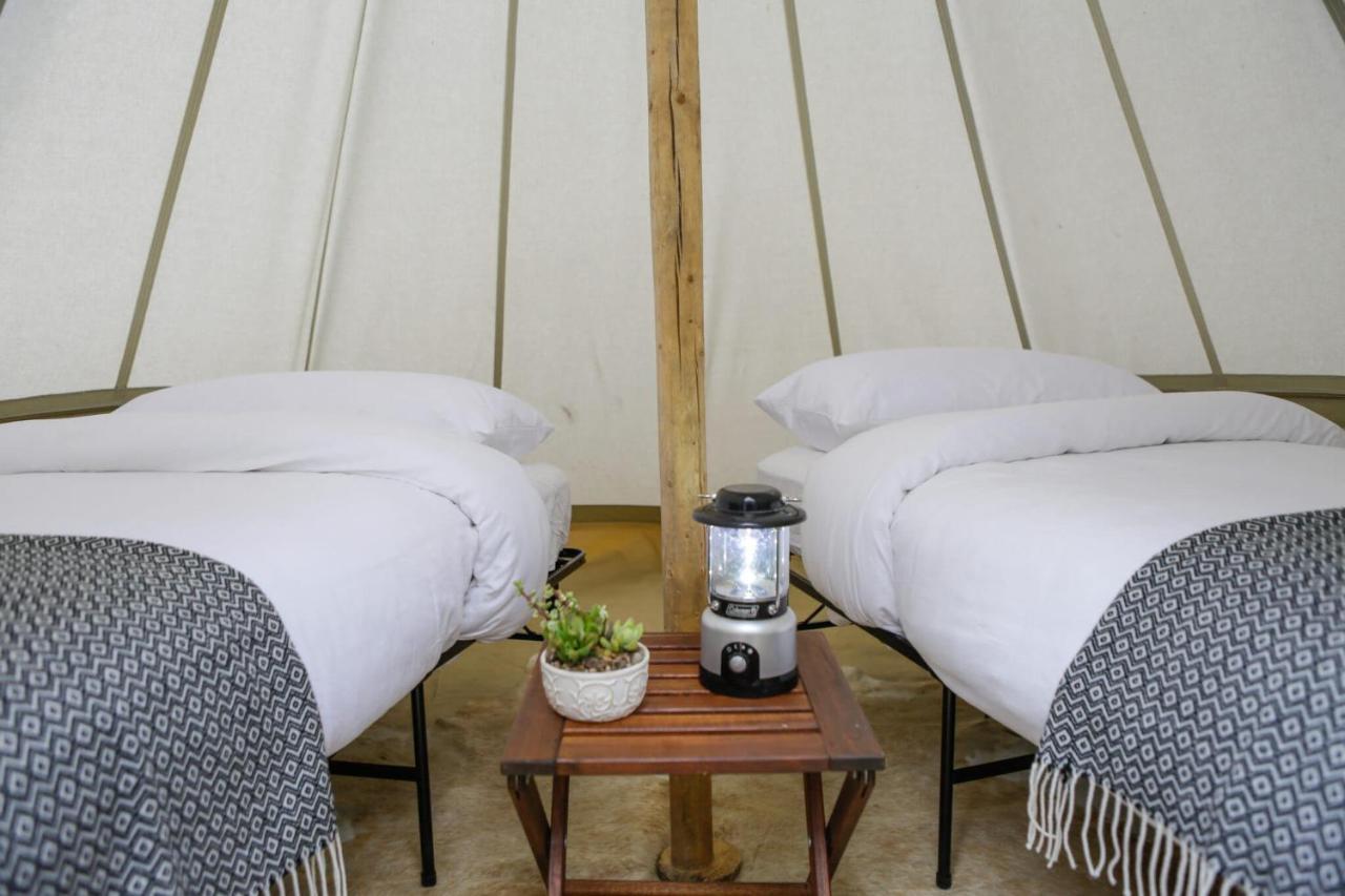Under Canvas Glacier Coram Exterior photo