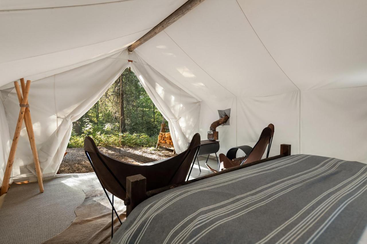Under Canvas Glacier Coram Exterior photo
