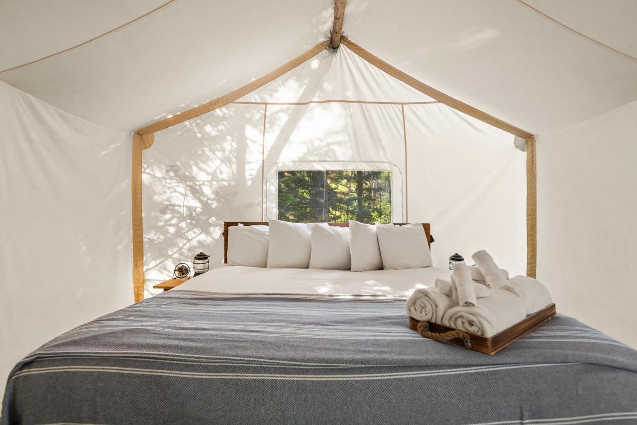 Under Canvas Glacier Coram Exterior photo