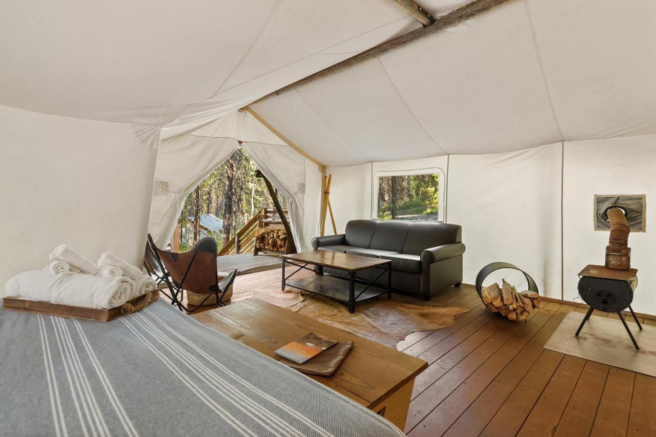 Under Canvas Glacier Coram Exterior photo